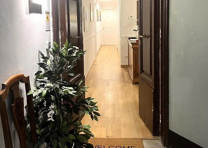 Interno 4* Rom